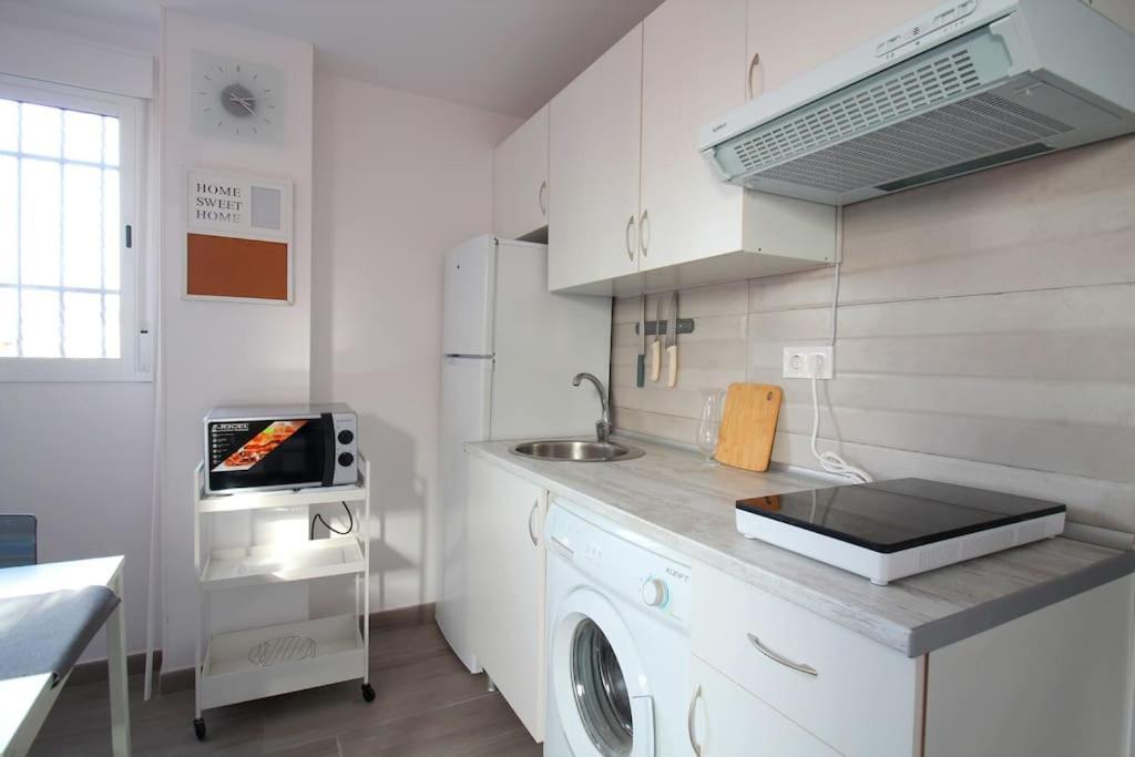 Suite Puerta Osario Con Terraza Sevilla Eksteriør bilde